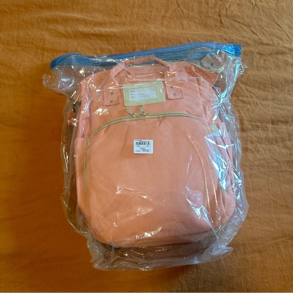 ♡ Waterproof Diaper Bag Backpack w/ Changing Station & Stroller Straps, Pink ♡ - Picture 6 of 8